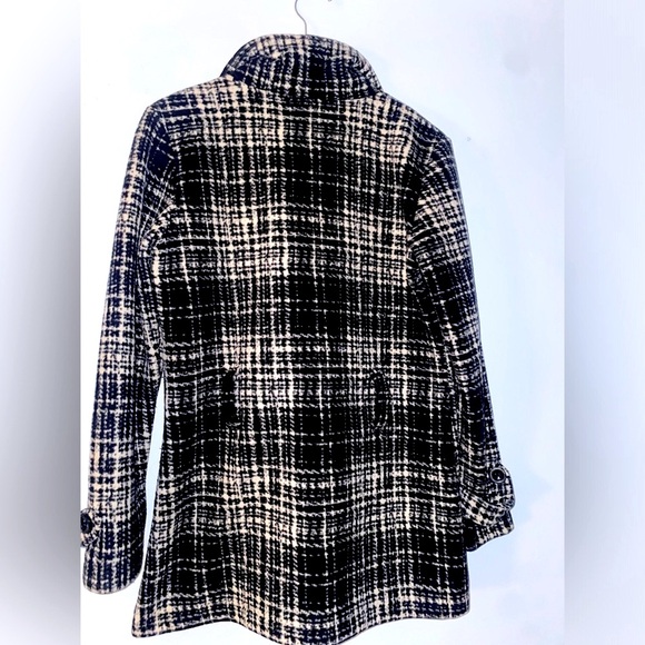 Lady Hathaway Peacoat - Picture 2 of 4